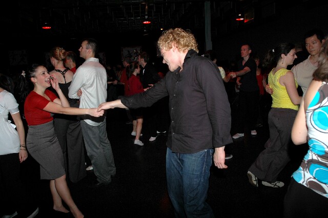min 2007 11 10 fous swing 433